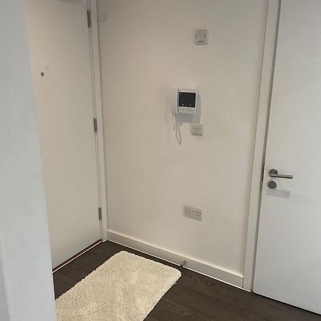 Appartamento Malixa Uk Croydon Esterno foto