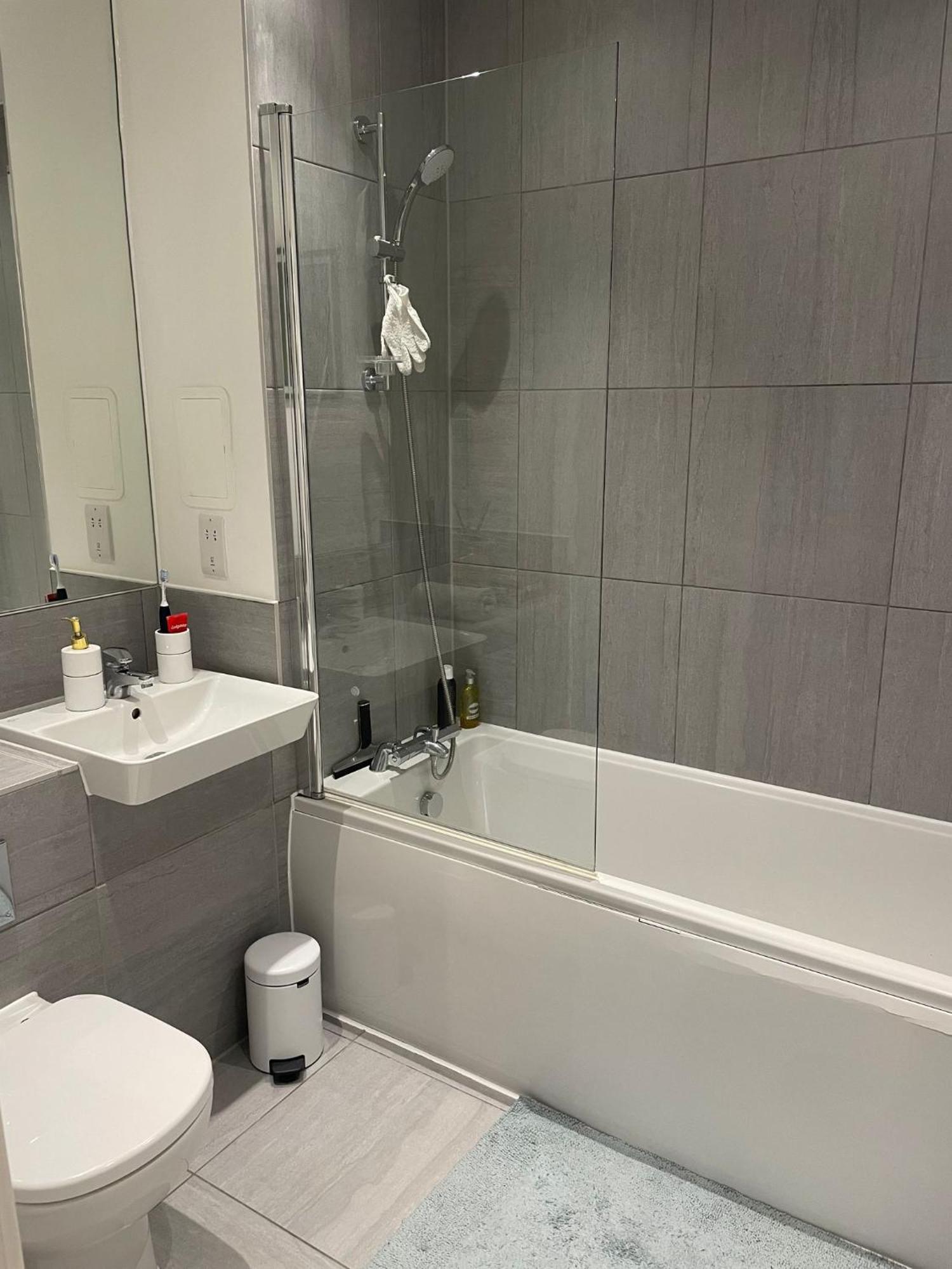 Appartamento Malixa Uk Croydon Esterno foto